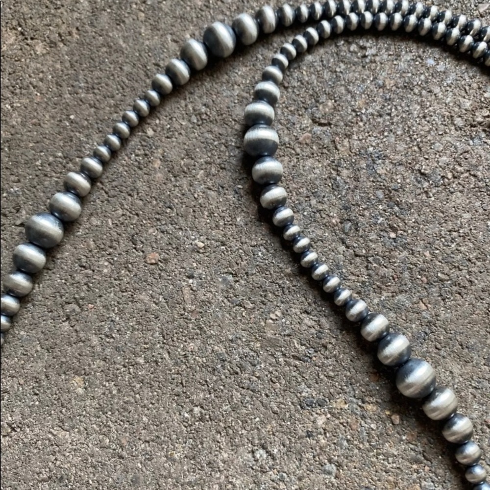 Sterlingsilver 4mm- 8mmgraduatedpearlsbeadnecklace - image 5